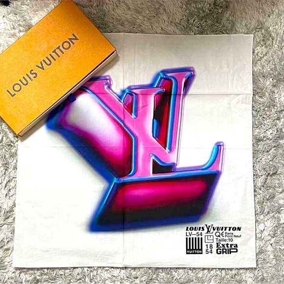 Authentic Louis Vuitton 3D LV Bandana Scarf - Picture 1 of 7